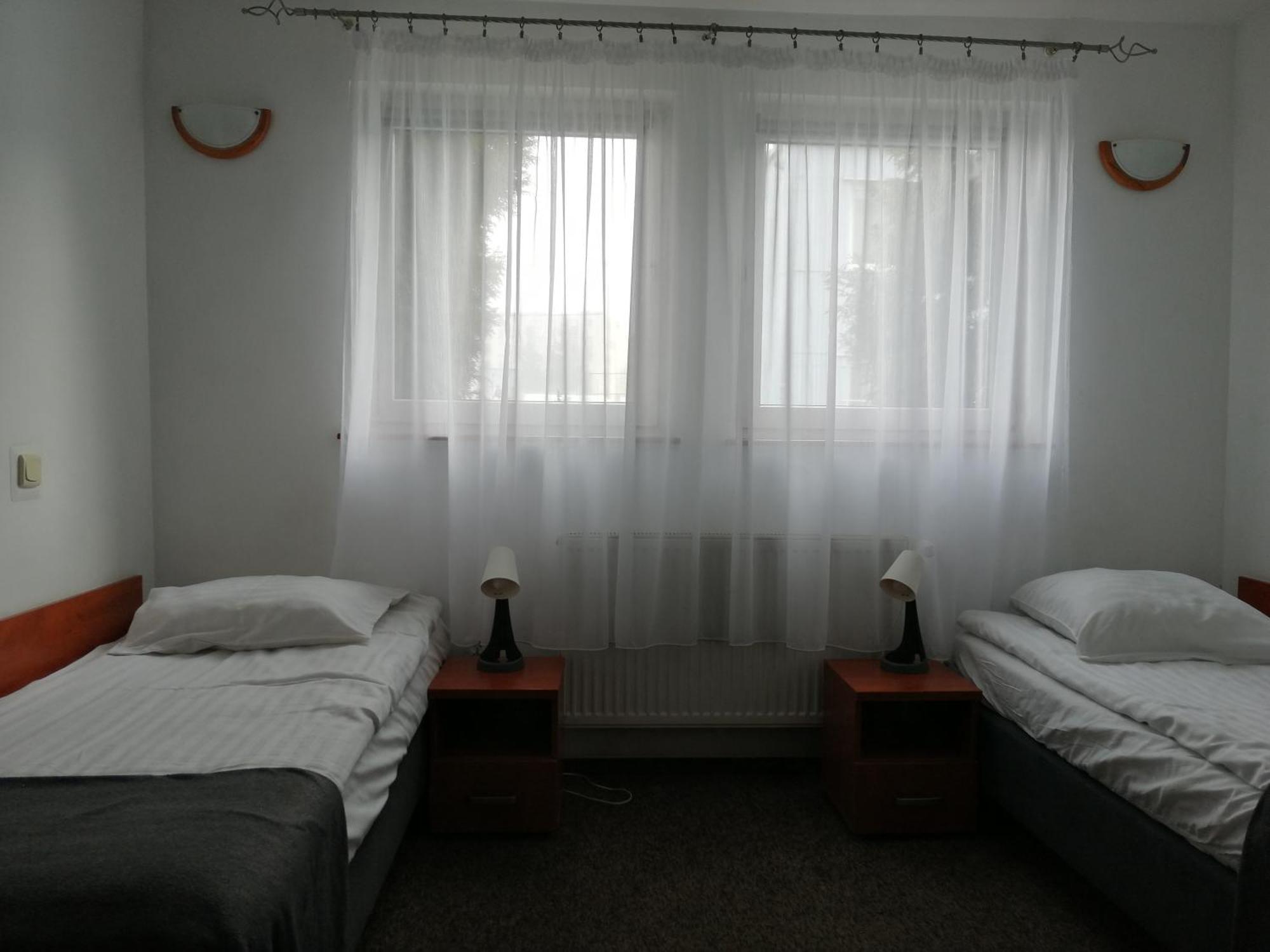 Hotel Dabrowiak Dąbrowa Górnicza المظهر الخارجي الصورة